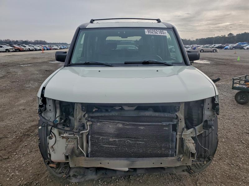 Photo 5 from auction – 2011 HONDA ELEMENT EX with VIN 5J6YH1H72BL001956