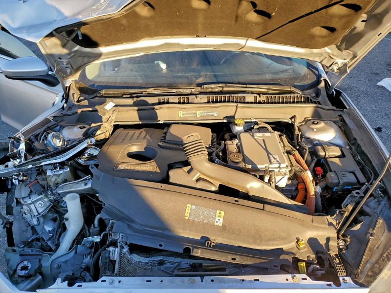 Photo 11 from auction – 2018 FORD FUSION SE with VIN 3FA6P0LU5JR197243
