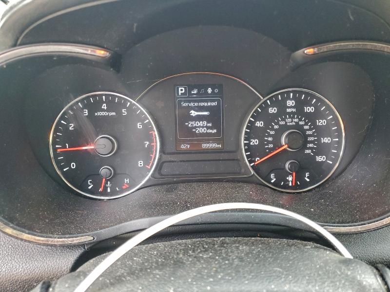 Photo 9 from auction – 2018 KIA FORTE with VIN 3KPFL4A72JE189022