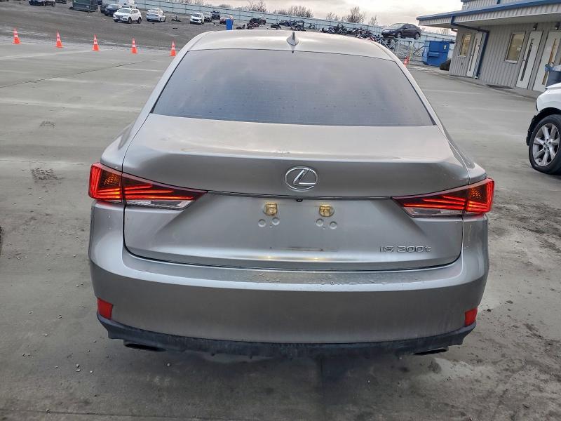 Photo 6 from auction – 2017 LEXUS IS 200T with VIN JTHBA1D23H5047978