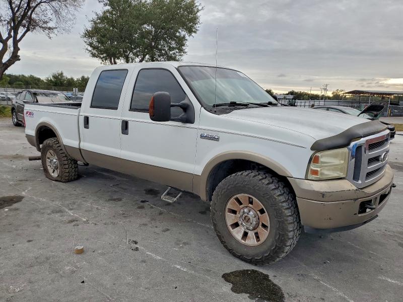 Photo 4 from auction – 2005 FORD F250 SUPER with VIN 1FTSW21585EA10878