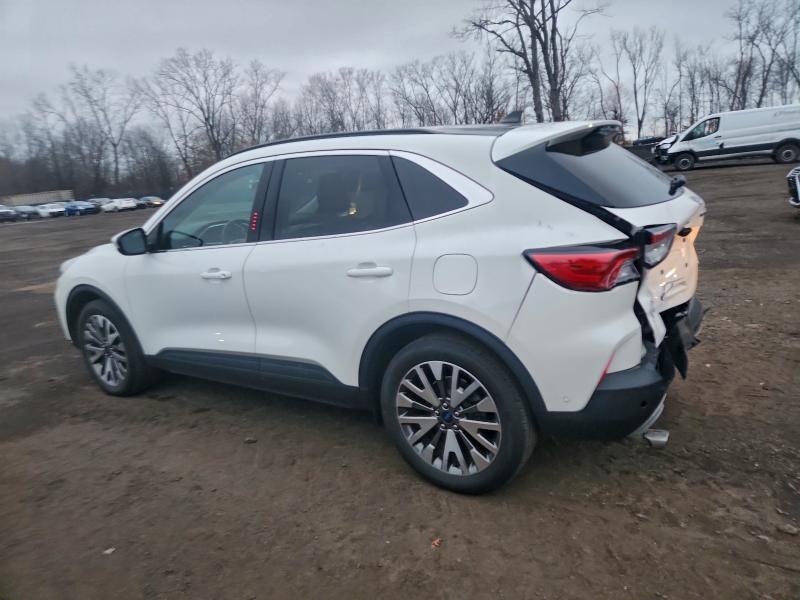 Photo 2 from auction – 2021 FORD ESCAPE TIT with VIN 1FMCU9J91MUB23447