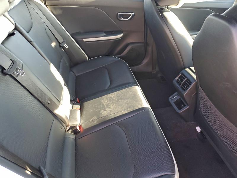 Photo 10 from auction – 2025 KIA K4 GT-LINE with VIN 3KPFW4DC1SE090502