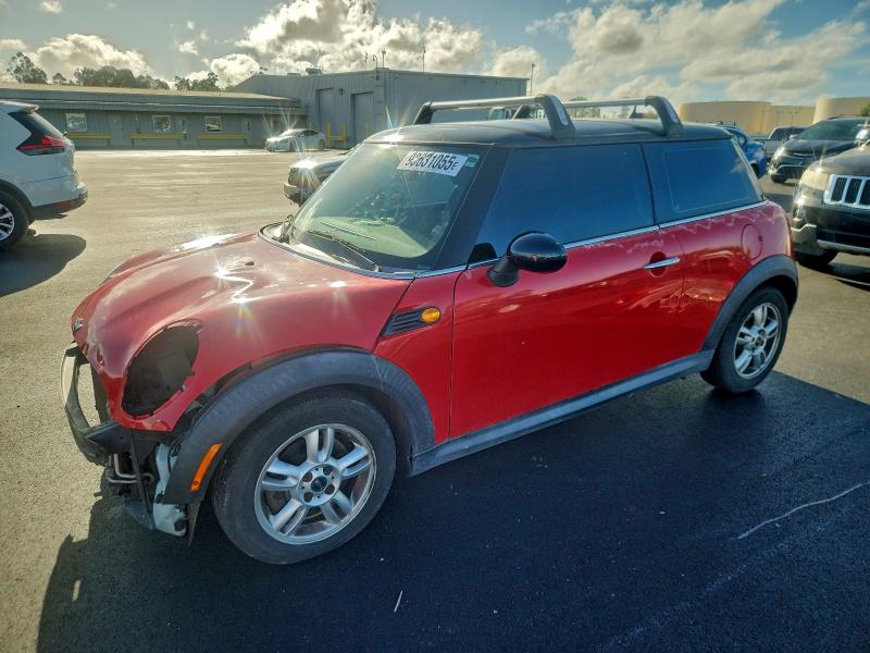 MINI COOPER 2011 with VIN WMWSU3C56BT096835 - Photo from auction