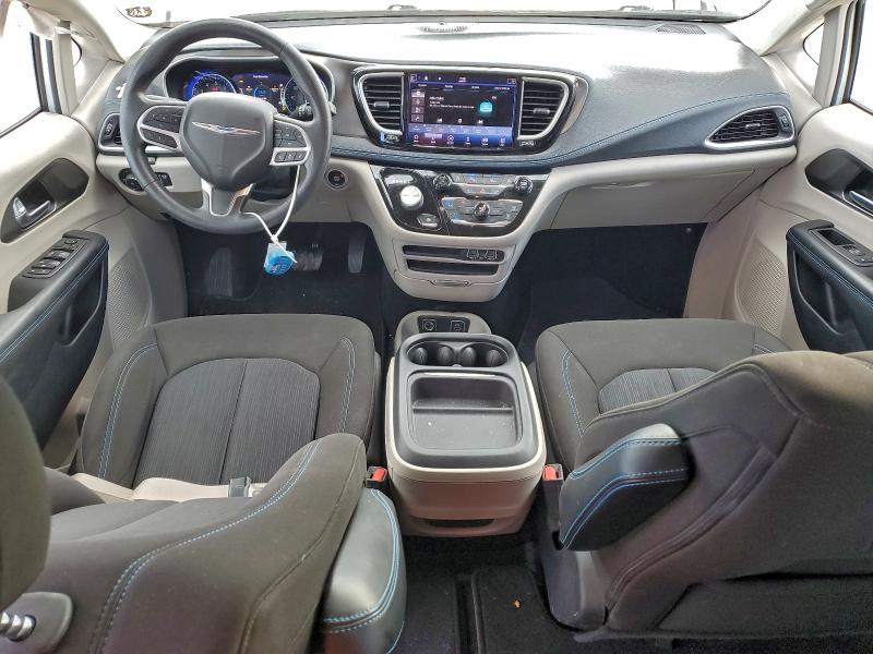 Photo 8 from auction – 2021 CHRYSLER PACIFICA T with VIN 2C4RC1FG5MR504791