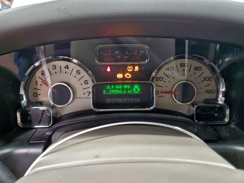 Photo 9 from auction – 2011 FORD EXPEDITION with VIN 1FMJU1K5XBEF06637