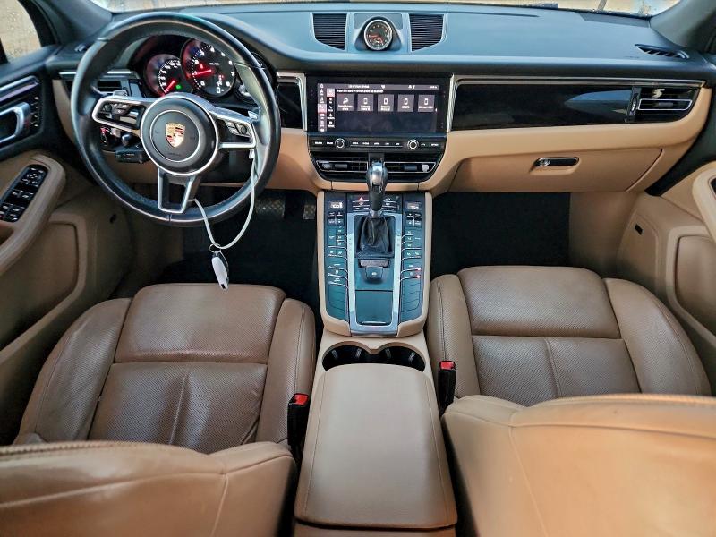 Photo 8 from auction – 2019 PORSCHE MACAN with VIN WP1AA2A51KLB07176