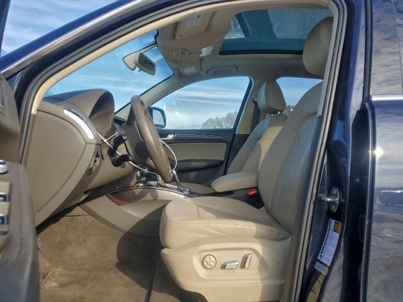Photo 7 from auction – 2017 AUDI Q5 PREMIUM with VIN WA1C2AFP6HA092538