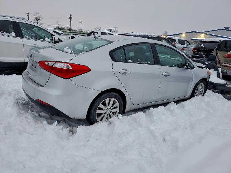Photo 3 from auction – 2015 KIA FORTE LX with VIN KNAFX4A66F5416045