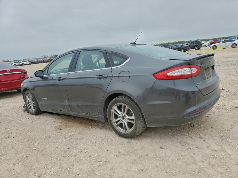 Photo 2 from auction – 2016 FORD FUSION SE with VIN 3FA6P0LU0GR385063