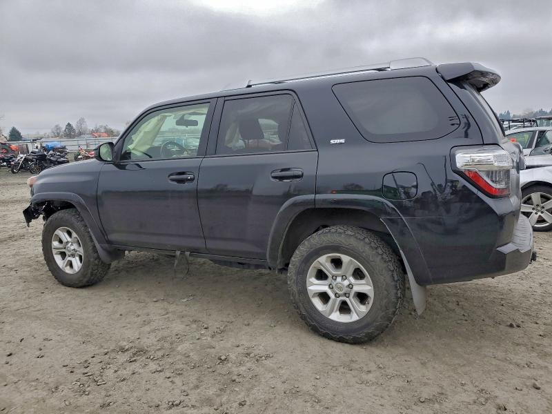 Zdjęcie 2 z aukcji – 2015 TOYOTA 4RUNNER SR z VIN JTEBU5JR7F5206320