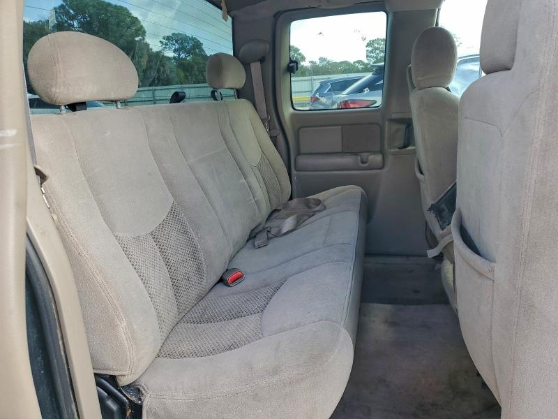 Photo 10 from auction – 2003 CHEVROLET SILVERADO with VIN 1GCEC19V33Z120165