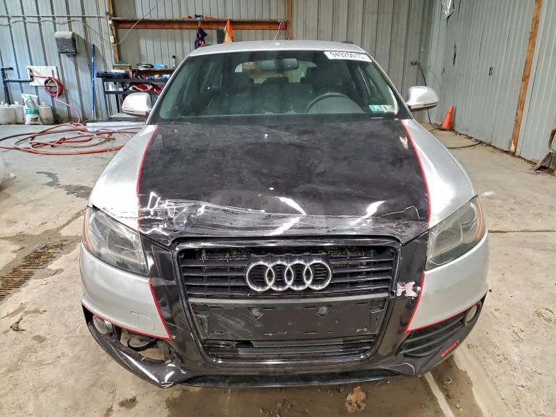 Zdjęcie 5 z aukcji – 2010 AUDI A3 PREMIUM z VIN WAUMFAFM0AA162381