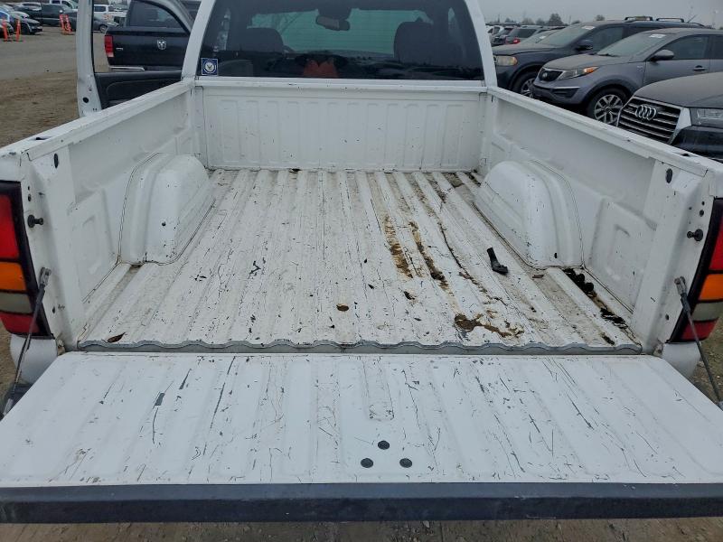 Photo 10 from auction – 2004 GMC NEW SIERRA with VIN 1GTEC14V44Z173000