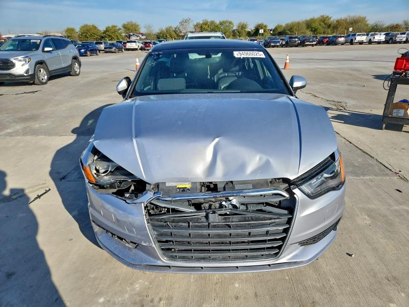 Photo 5 from auction – 2015 AUDI A3 PREMIUM with VIN WAUACGFF2F1141619