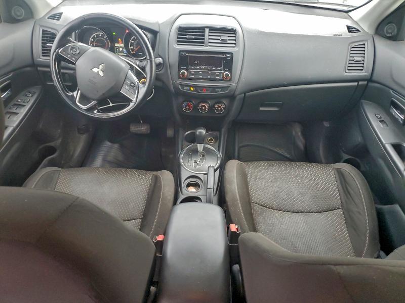 Photo 8 from auction – 2016 MITSUBISHI OUTLANDER with VIN JA4AP3AU2GZ041426