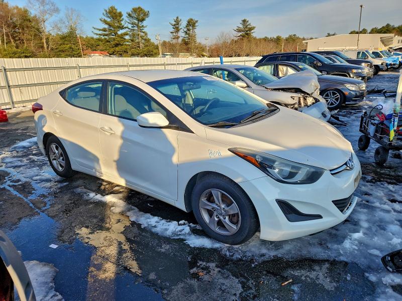Photo 4 from auction – 2014 HYUNDAI ELANTRA SE with VIN 5NPDH4AE2EH487904