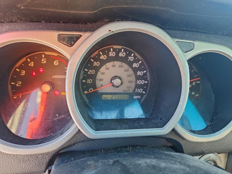 Photo 9 from auction – 2004 TOYOTA 4RUNNER SR with VIN JTEZU14R040023998