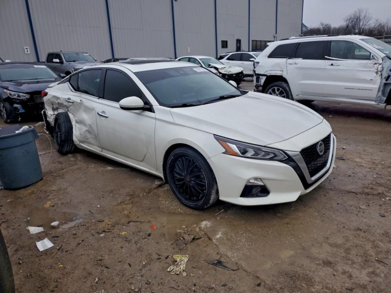 Photo 4 from auction – 2019 NISSAN ALTIMA with VIN 1N4BL4EVXKN328338