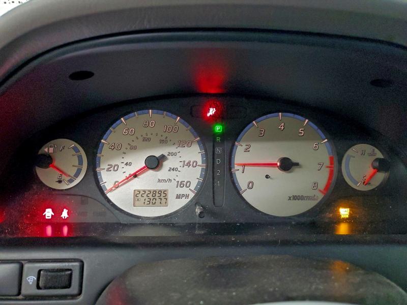 Photo 9 from auction – 2001 NISSAN MAXIMA GXE with VIN JN1CA31D51T836547
