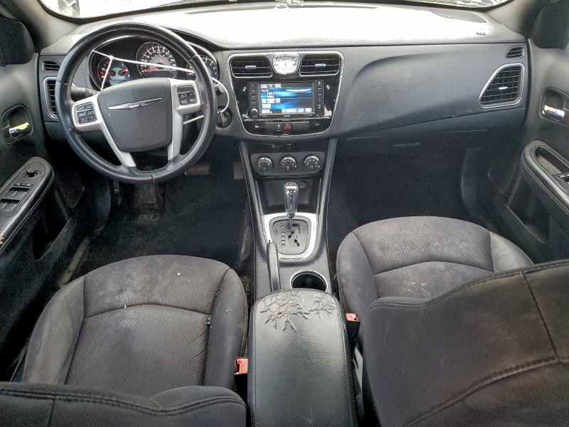 Photo 8 from auction – 2013 CHRYSLER 200 TOURIN with VIN 1C3CCBBB8DN701588