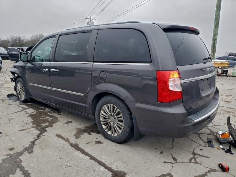 Photo 2 from auction – 2015 CHRYSLER TOWN & COU with VIN 2C4RC1CG4FR752599