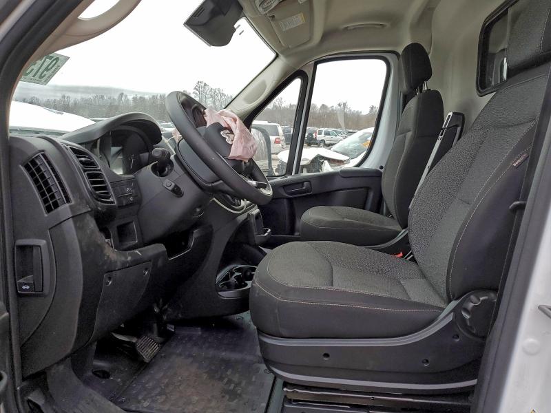 Photo 7 from auction – 2025 RAM PROMASTER with VIN 3C6LRVDG8SE527938