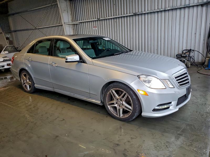 Photo 4 from auction – 2013 MERCEDES-BENZ E 350 with VIN WDDHF5KB0DA729019