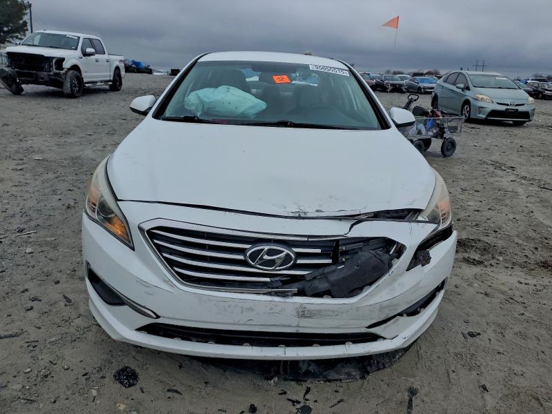 Photo 5 from auction – 2016 HYUNDAI SONATA SE with VIN 5NPE24AF0GH261572