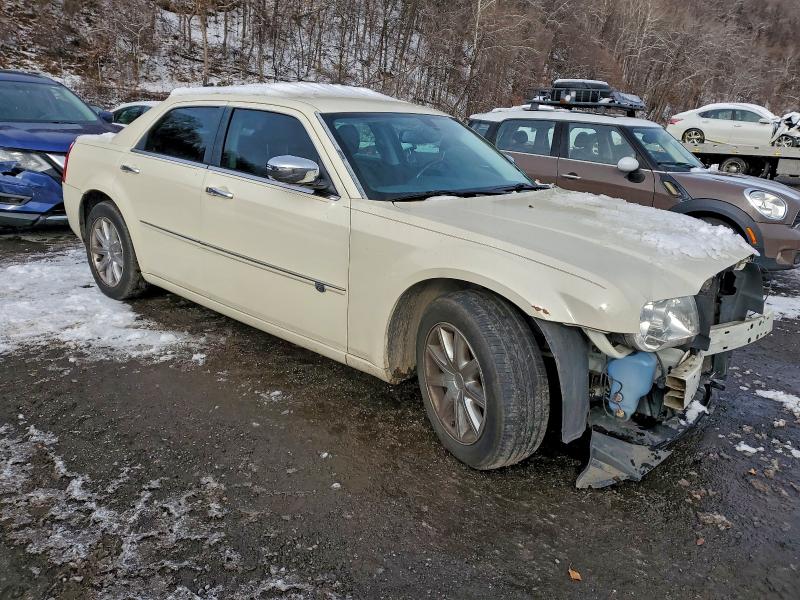 Photo 4 from auction – 2010 CHRYSLER 300C with VIN 2C3CA6CT4AH140153