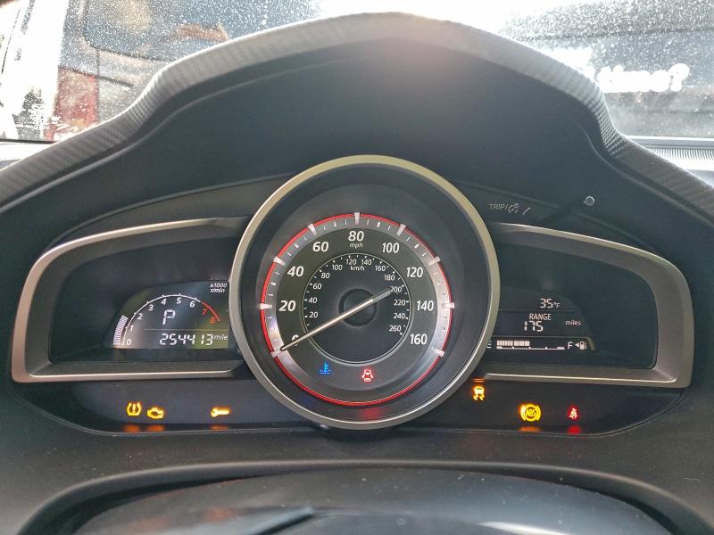 Photo 9 from auction – 2014 MAZDA 3 with VIN JM1BM1M7XE1140049
