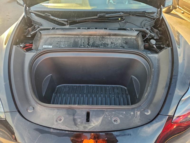 Photo 11 from auction – 2025 TESLA MODEL Y with VIN 7SAYGDEEXSA355935