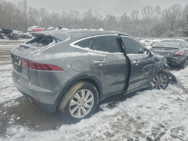 Photo 3 from auction – 2018 JAGUAR E-PACE S with VIN SADFJ2FX3J1Z30370