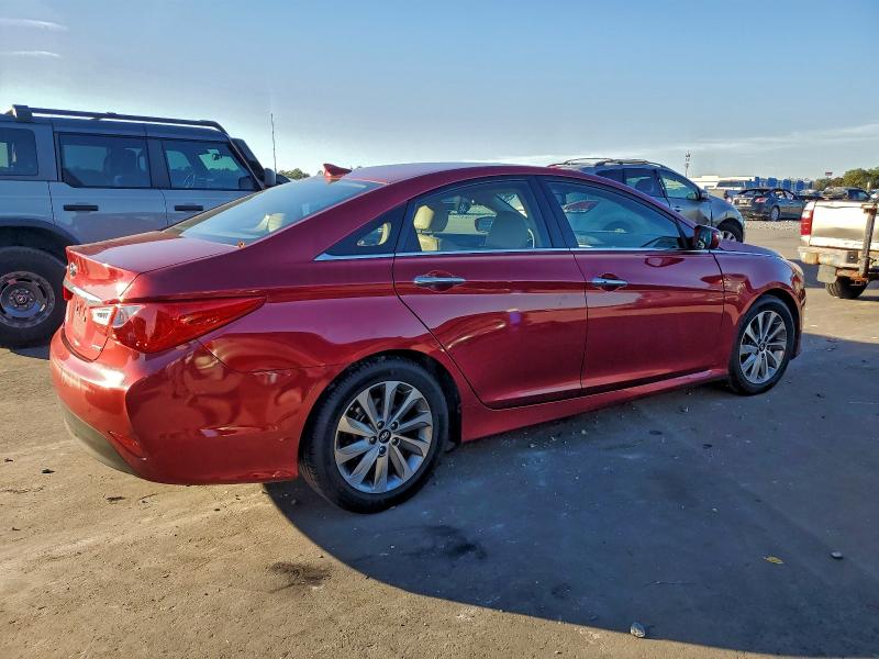Photo 3 from auction – 2014 HYUNDAI SONATA SE with VIN 5NPEC4AC3EH816448