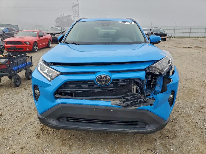 Photo 5 from auction – 2021 TOYOTA RAV4 with VIN 2T3P1RFV1MW156682