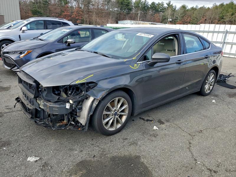 FORD FUSION SE 2017 with VIN 3FA6P0H78HR145263 - Photo from auction