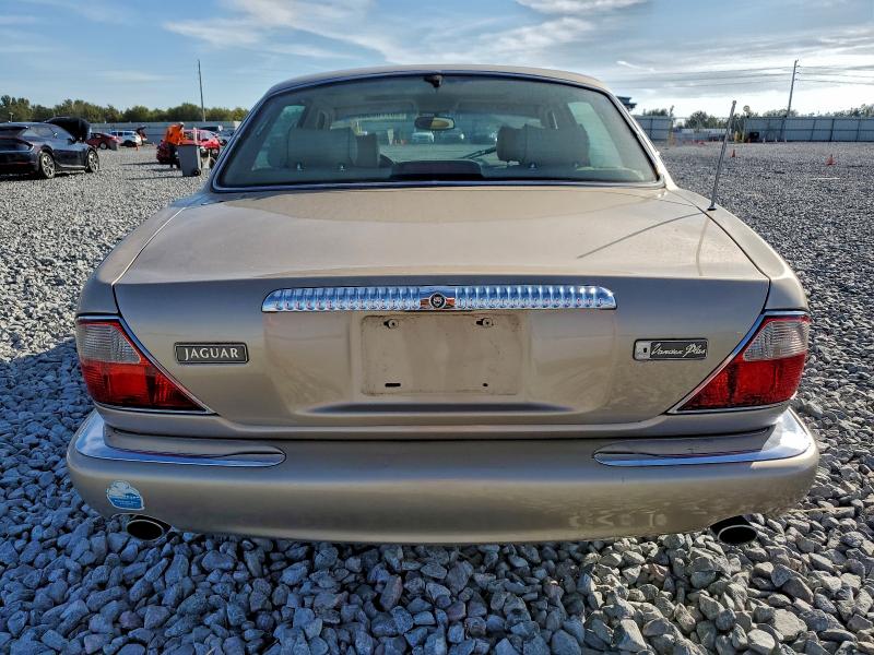 Photo 6 from auction – 1998 JAGUAR VANDENPLAS with VIN SAJKX624XWC828301