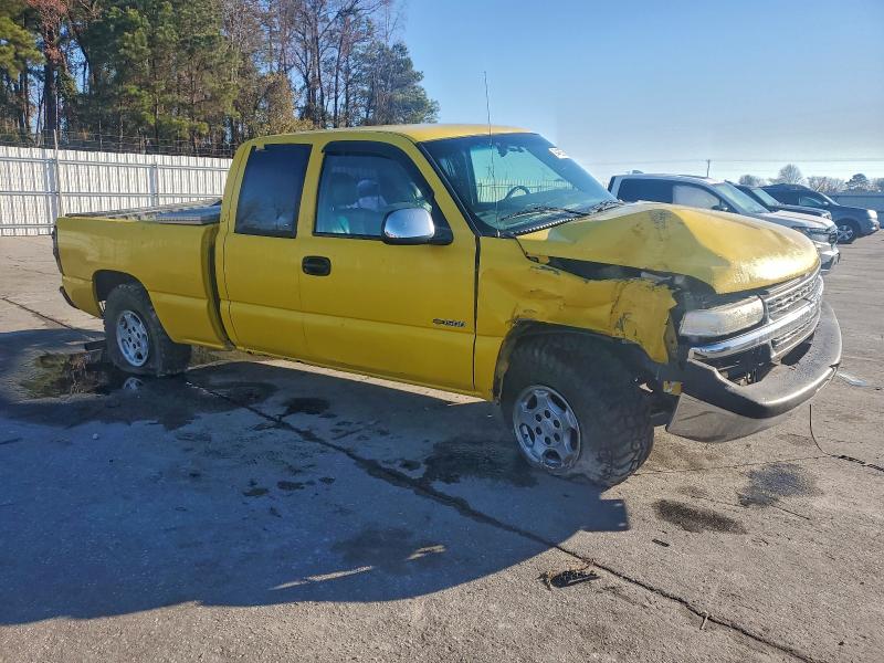 Photo 4 from auction – 2002 CHEVROLET SILVERADO with VIN 1GCEK19V92Z323076