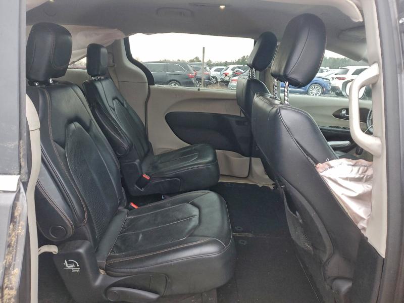 Photo 11 from auction – 2019 CHRYSLER PACIFICA T with VIN 2C4RC1BG5KR626313