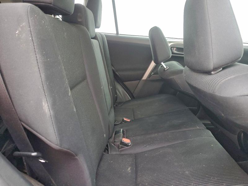 Photo 11 from auction – 2017 TOYOTA RAV4 LE with VIN 2T3BFREV3HW656247