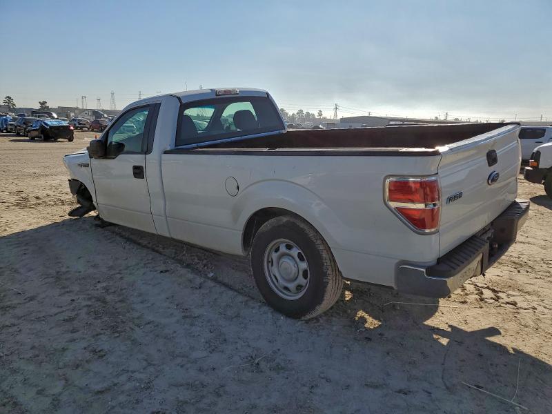 Photo 2 from auction – 2010 FORD F150 with VIN 1FTMF1CW7AKE50398