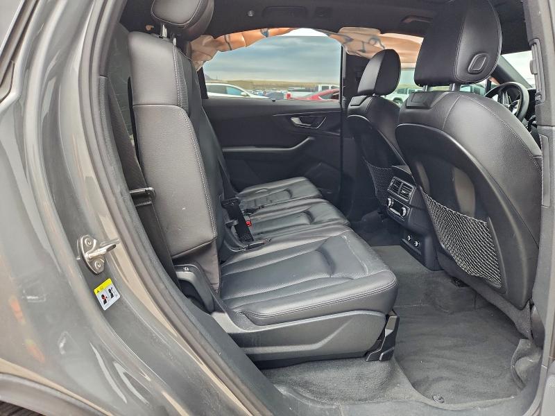 Photo 10 from auction – 2018 AUDI Q7 PREMIUM with VIN WA1LAAF70JD027708