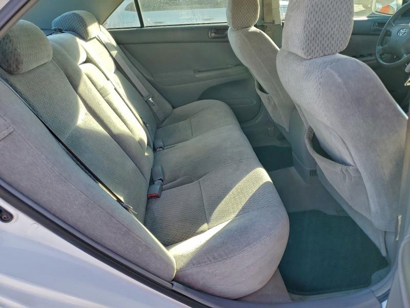 Photo 10 from auction – 2004 TOYOTA CAMRY LE with VIN 4T1BF32K84U072436