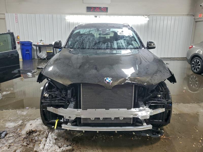 Photo 5 from auction – 2019 BMW X3 XDRIVE3 with VIN 5UXTR9C51KLD98448