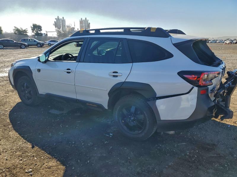 Photo 2 from auction – 2022 SUBARU OUTBACK WI with VIN 4S4BTGUD3N3268015