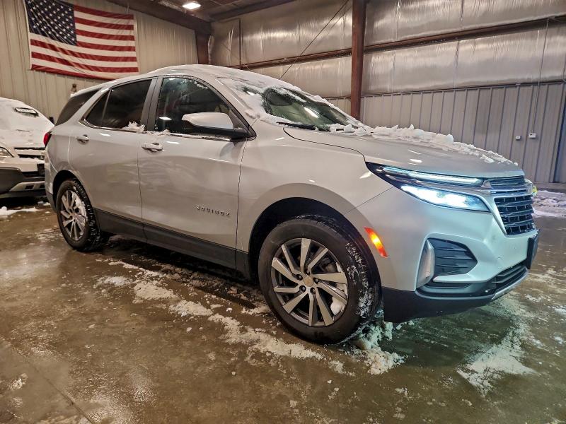 Photo 4 from auction – 2022 CHEVROLET EQUINOX LT with VIN 3GNAXUEV2NL239398