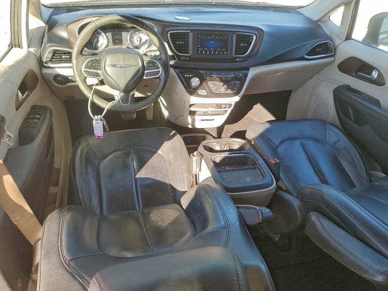 Photo 8 from auction – 2018 CHRYSLER PACIFICA T with VIN 2C4RC1BG3JR272855