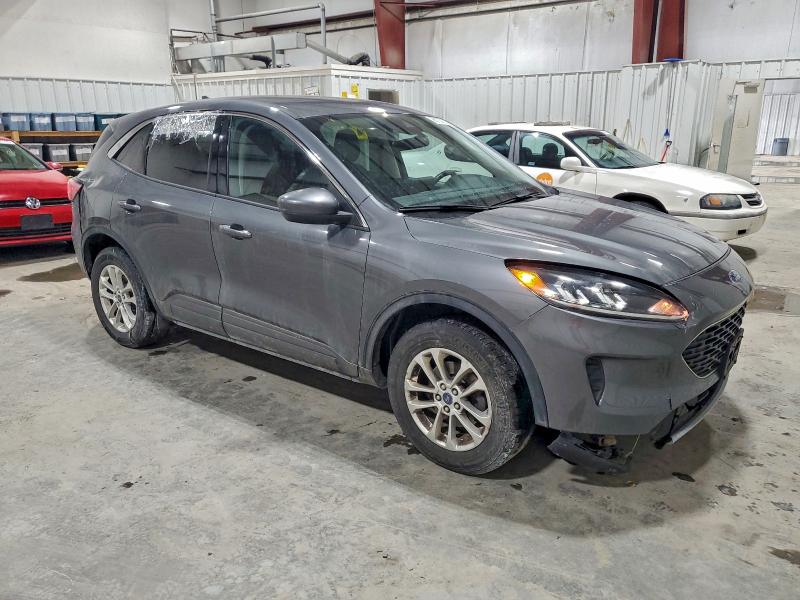 Photo 4 from auction – 2021 FORD ESCAPE SE with VIN 1FMCU9G69MUA09189