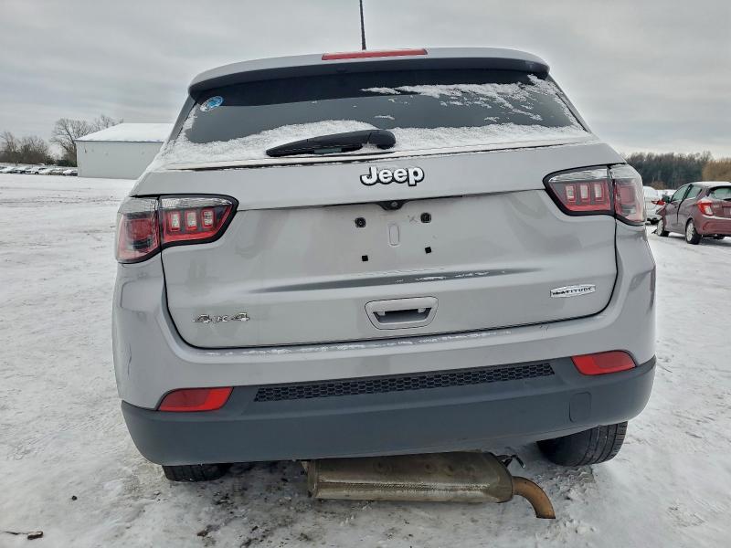 Zdjęcie 6 z aukcji – 2018 JEEP COMPASS LA z VIN 3C4NJDBB5JT179195