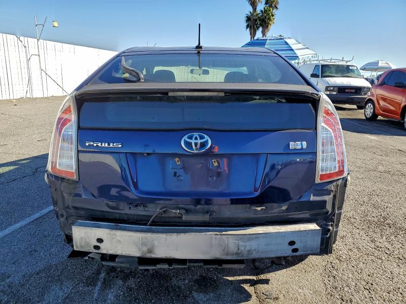 Photo 6 from auction – 2014 TOYOTA PRIUS with VIN JTDKN3DU4E0370674